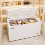 HEINNER HCF‑HM371CE++ – Gefriertruhe 371 L – Energieeffizienzklasse E – Elektronische Steuerung, Schnellgefrierfunktion, LED‑Innenbeleuchtung & Display, Weiß – 5 Jahre Garantie – Bild 8